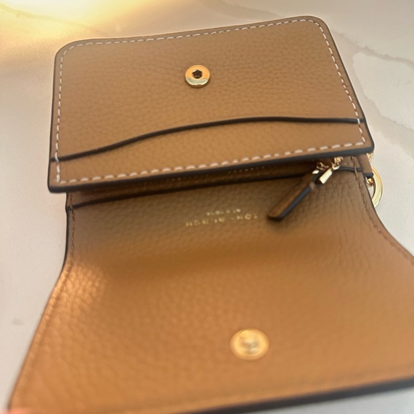 Tory Burch Wallet - Picture 4 of 4